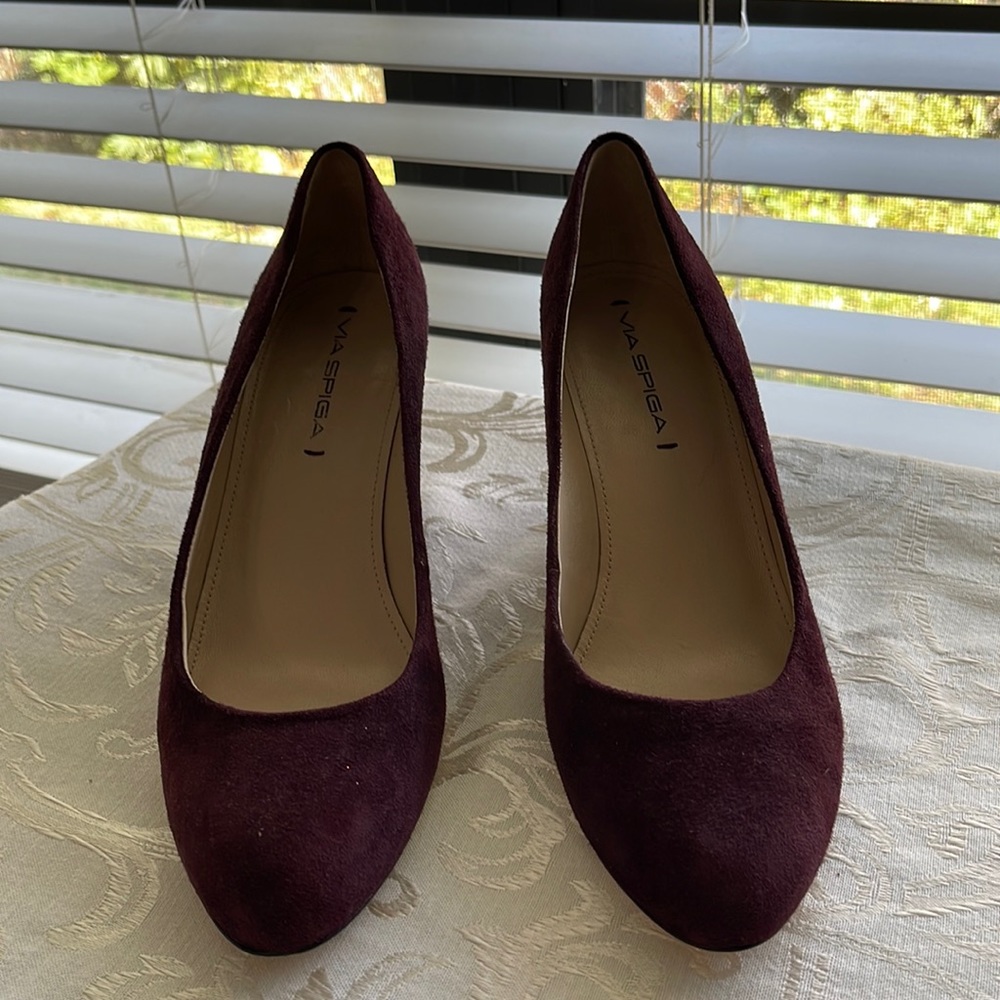 Via Spiga deep raspberry wedge 3”heel shoes. Never worn. Great condition!